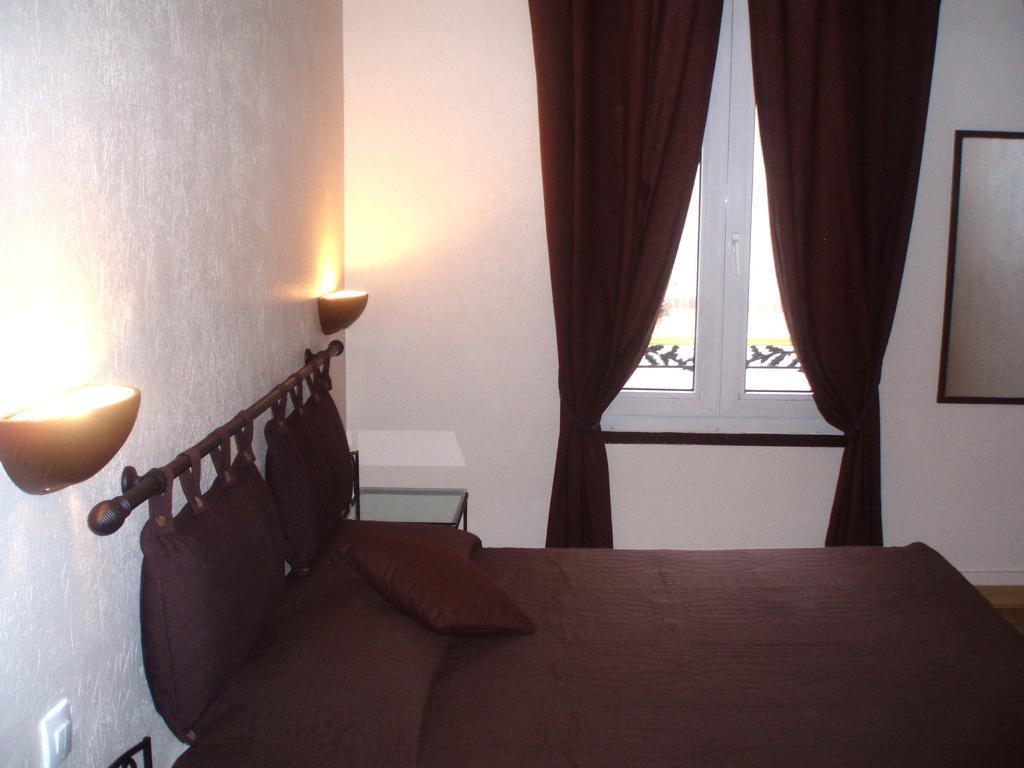 Mon Reve Hotel Parijs Kamer foto